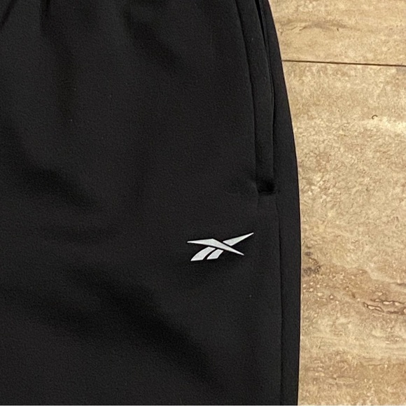 Reebok Size L Black Activewear Mens Elastic/Tie Pockets - Picture 3 of 11